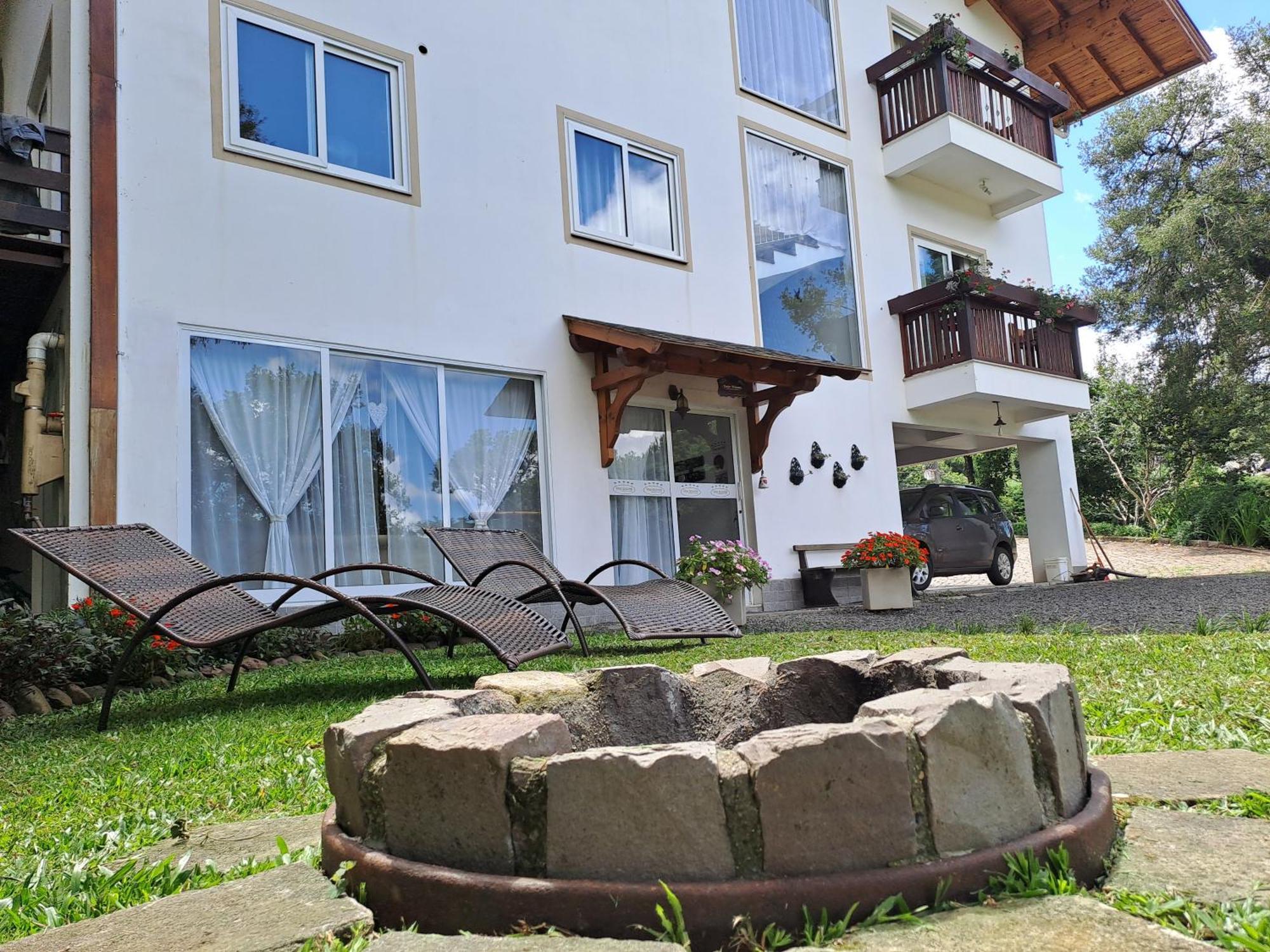 Villa Gruntal Hospedaria Трезі-Тіліас Екстер'єр фото