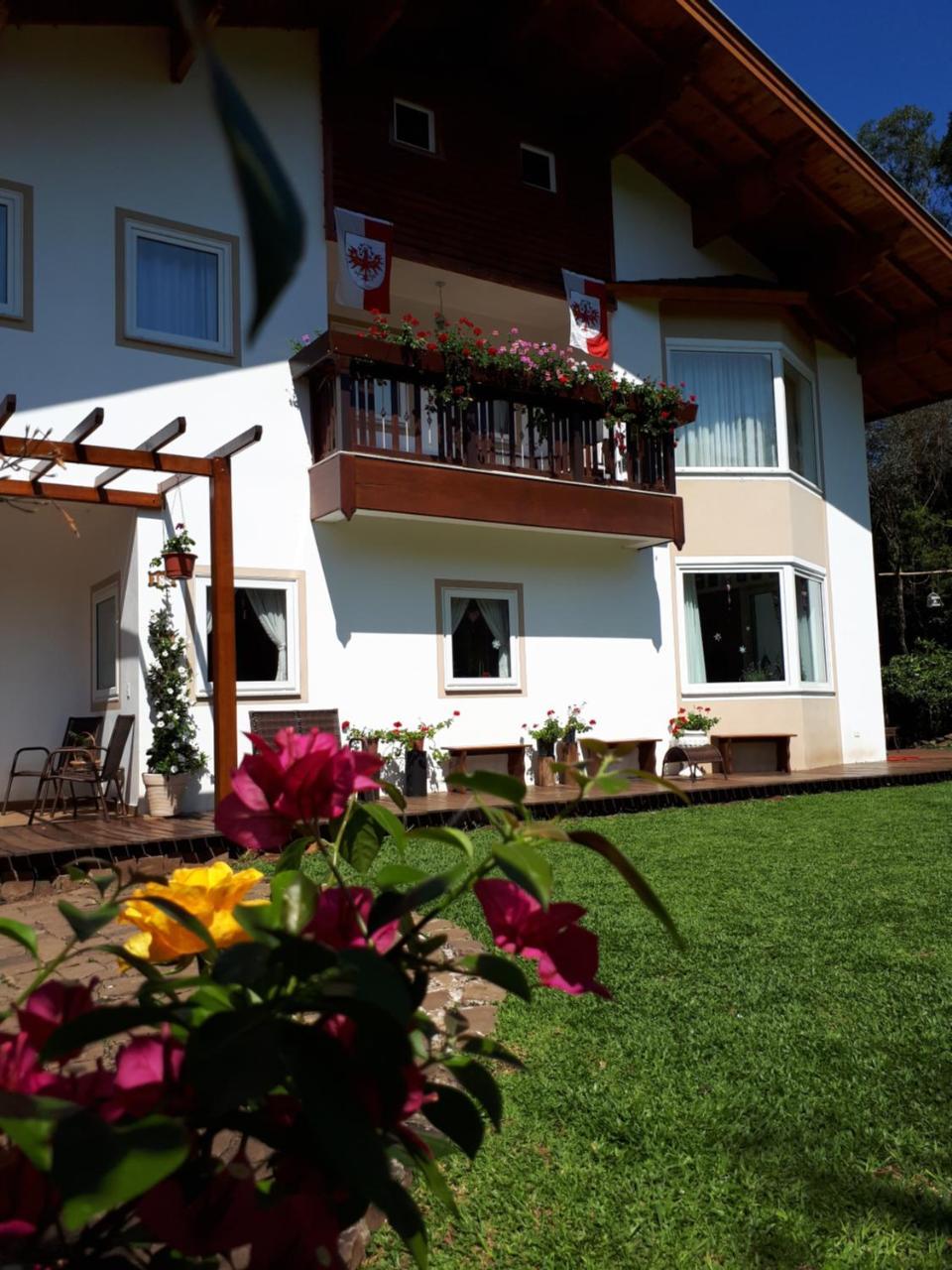 Villa Gruntal Hospedaria Трезі-Тіліас Екстер'єр фото